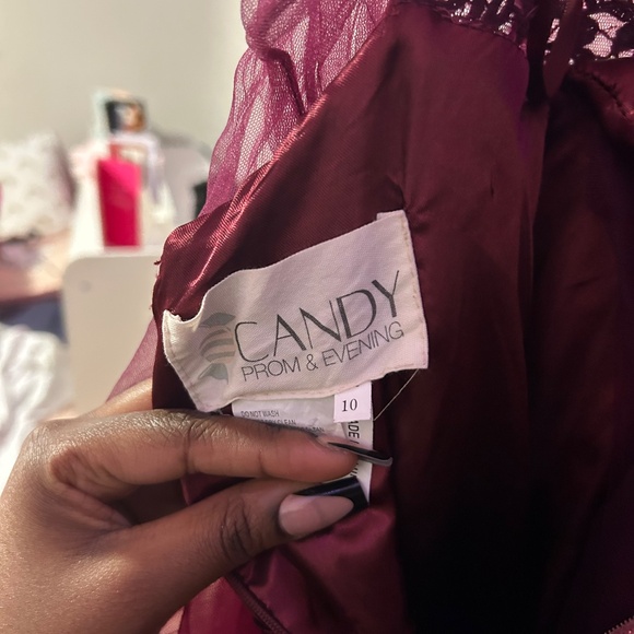 A prom dress - Picture 6 of 6